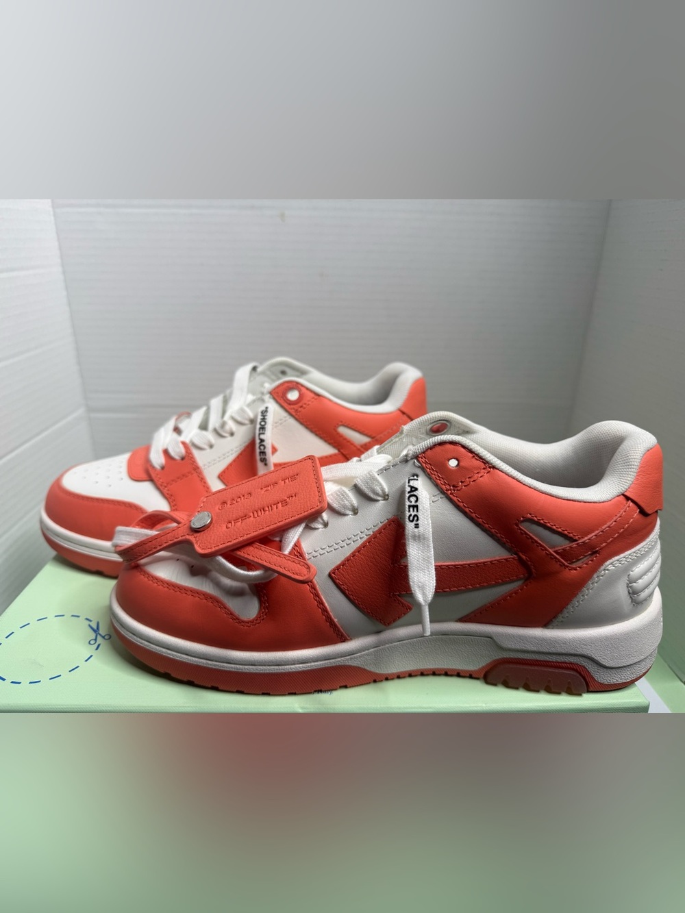 NWBT Off-White Out of Office Sneakers